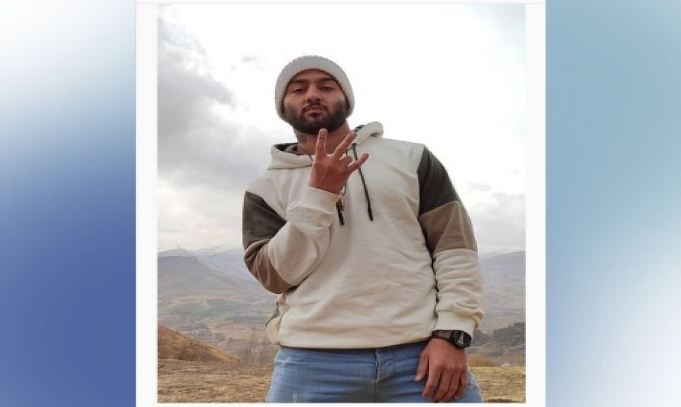 Tomaj Salehi won the annual "Freedom of Expression" award