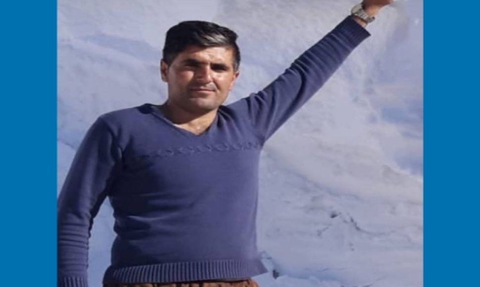 A kolbar was killed due to gunfire from military forces at the Nowsud border.