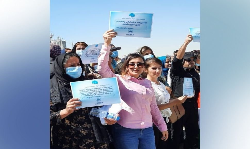 A Kurdish refugee woman in Italy was detained and her fate is unknown