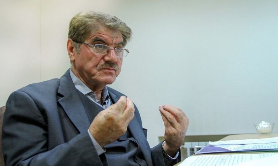 Saleh Nikbakht; My client "Iskander Lotfi"'s life is in danger!