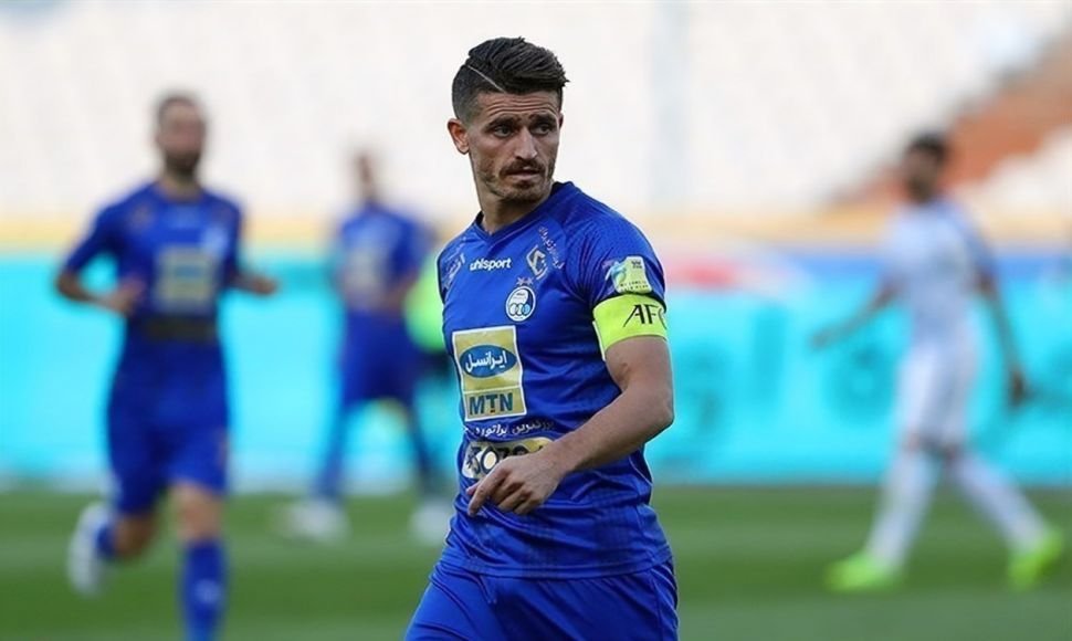 Non-renewal of Esteghlal Club's contract with "Veria Ghafouri"
