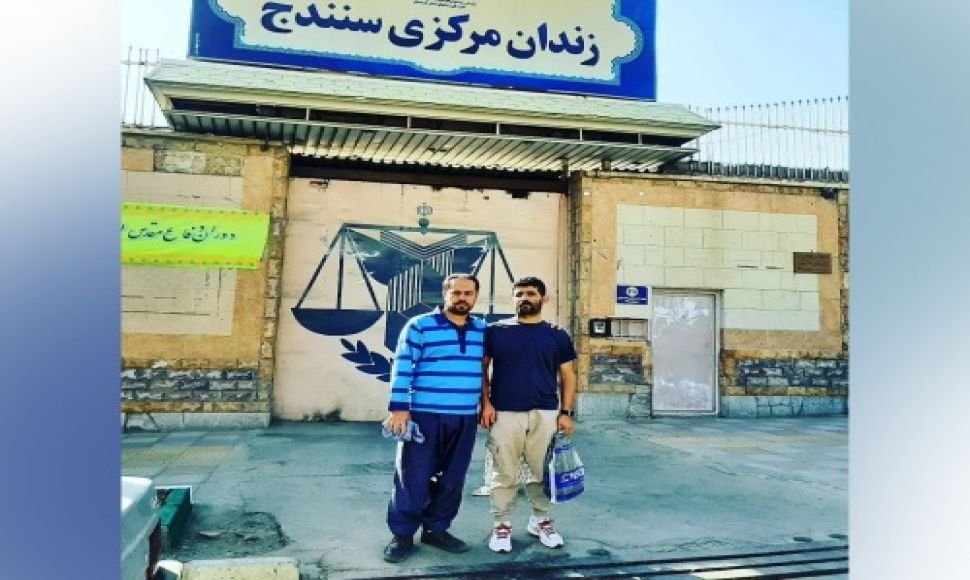 Azad Abbasi and Omid Niazi were released from Sanandaj Central Prison on bail
